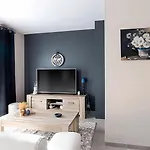 게스트하우스 La Bayardine 4*