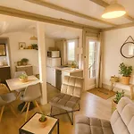 게스트하우스 La Bayardine 4*