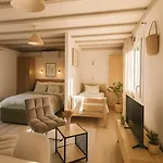 La Bayardine 게스트하우스 4*