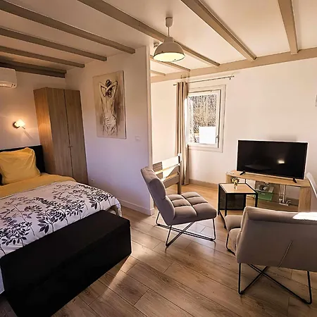 Guest house La Bayardine 3*