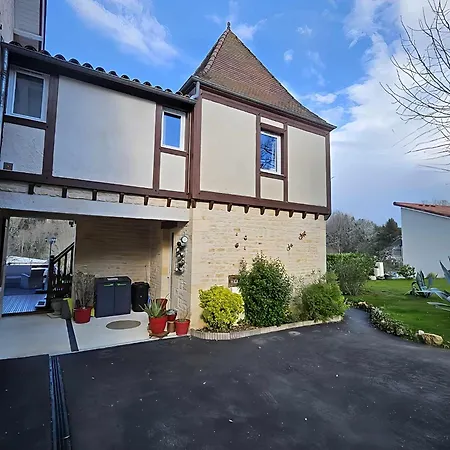 La Bayardine Guest house 4*