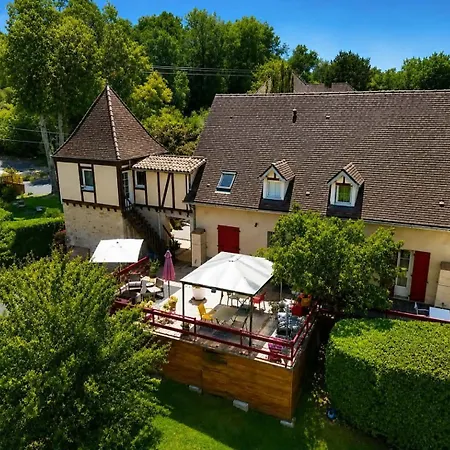 La Bayardine 4* サルラ・ラ・カネダ