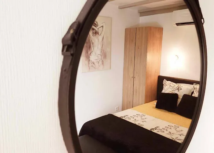 La Bayardine סרלה-לה קנדה