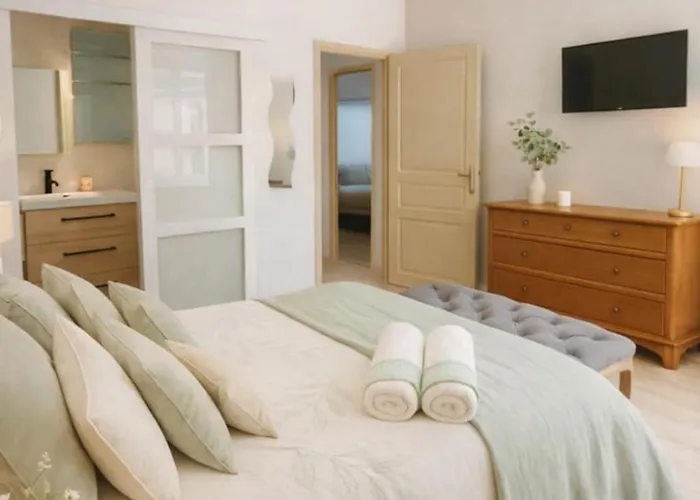 Casa de hóspedes La Bayardine 4*