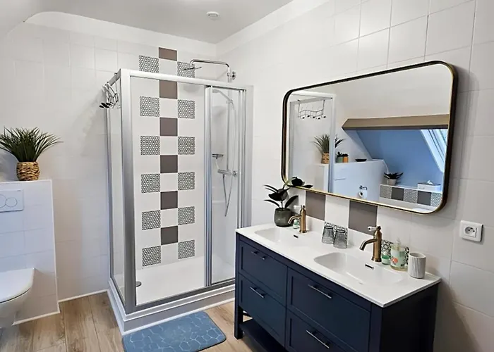 La Bayardine בית הארחה סרלה-לה קנדה